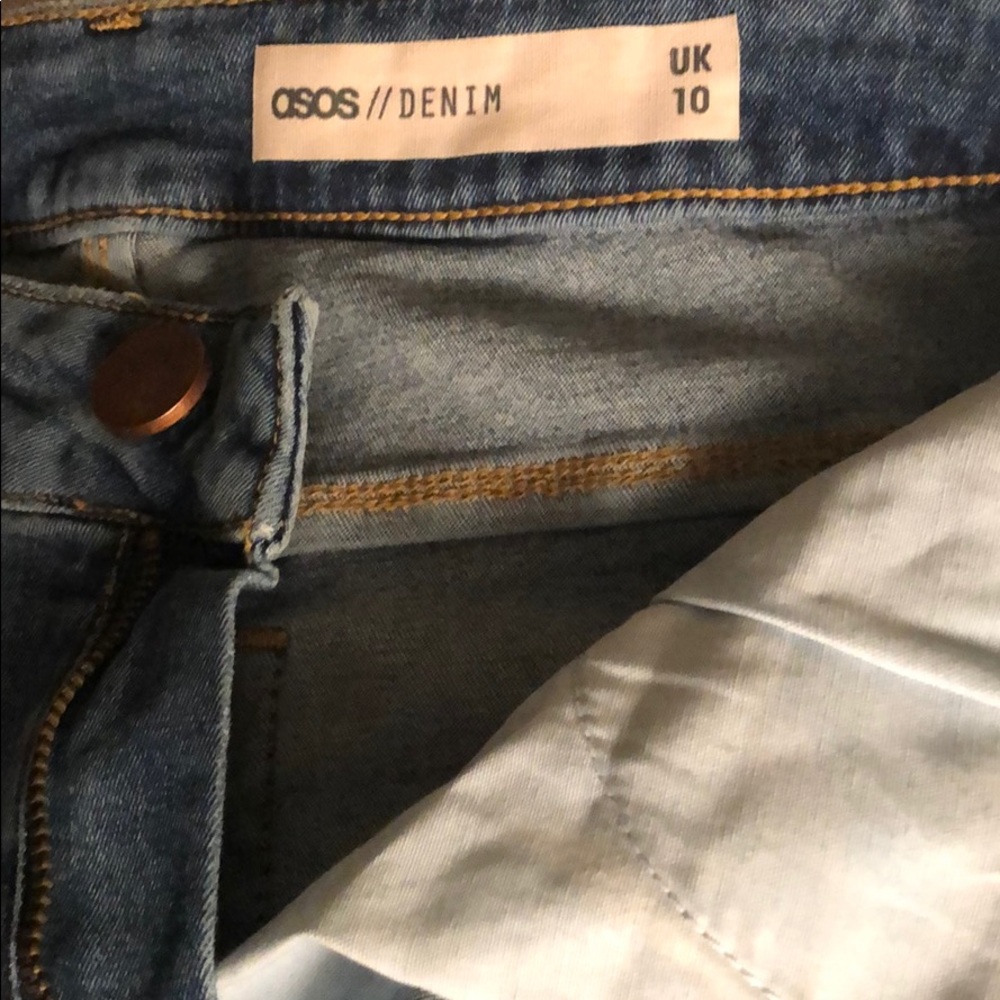 Jeans - Picture 3 of 4